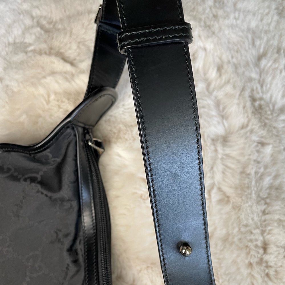 Gucci Black Monogram Hobo Adjustable Shoulder Bag - image 5